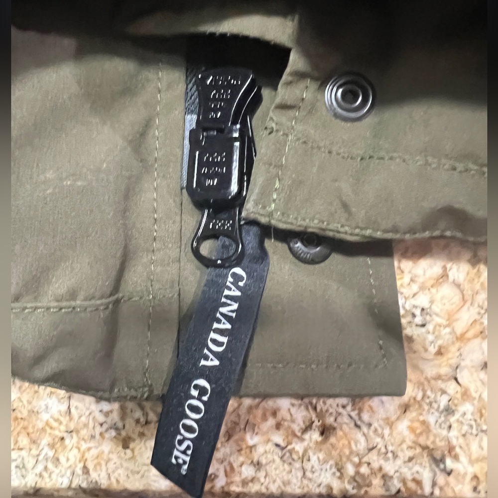 Authentic Canada Goose Military Green Wyndham Parka Jacket with fur Med. EC - Picture 5 of 8